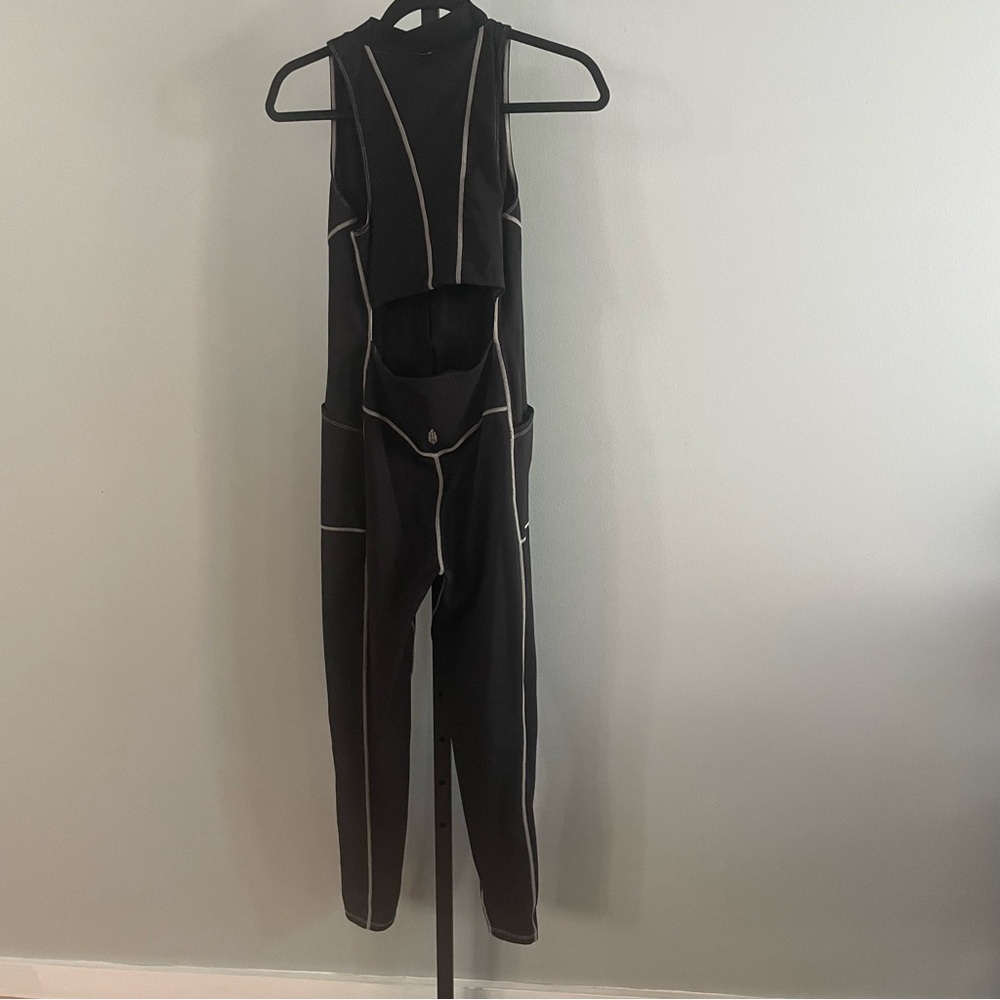 Free People FP Movement - Final Stretch Onesie Size Medium - Picture 4 of 8
